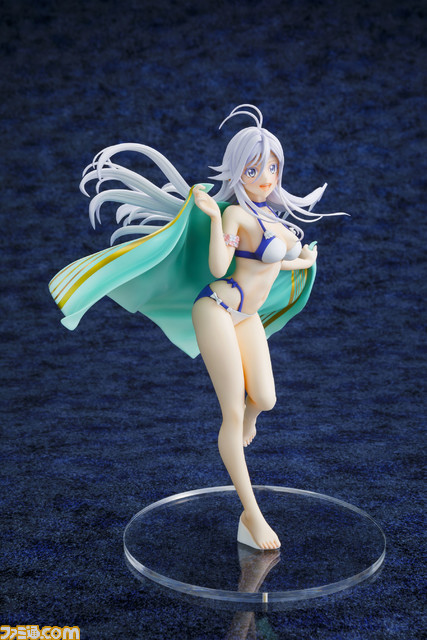 水着姿でタオルをなびかせ今にも駆け寄ってきそうなレーナのスケールフィギュアが登場。身体のラインへはもちろん、髪の毛やタオルのなびきもこだわった造形に