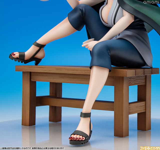 『ナルト』より綱手のフィギュアが再販! 戦いから離れ、お酒を片手にリラックスした様子を再現