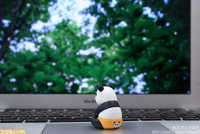 『呪術廻戦』パンダのねんどろいどが本日予約開始。オプションパーツには“腕章”“パンダのプロップ”“風船”に加え“赤ちゃん時代のパンダ”が付属