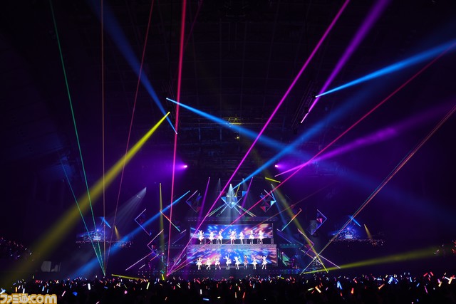 【ホロライブ 3rd Fes.】DAY1リポート。全編AR演出によるホロメンのパフォーマンスは、生バンド演奏も相まって臨場感が違う！ 海外勢もついに3Dに【セトリあり】