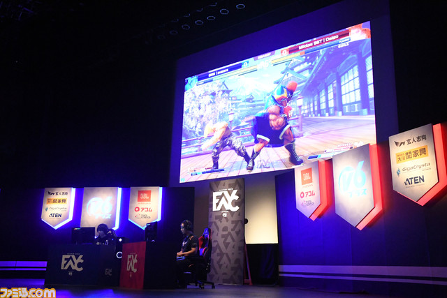 FAVCUP2022『スト5』部門はウメハラ選手が逆転優勝！ オフライン開催で盛り上がった現地の様子をお届け