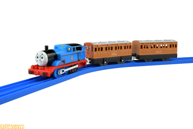 『きかんしゃトーマス』特許出願中の“蒸気給水タンクユニット”を採用し本当に“蒸気”が出る大型トーマスが登場。40種類のおしゃべりと10種類の音も収録
