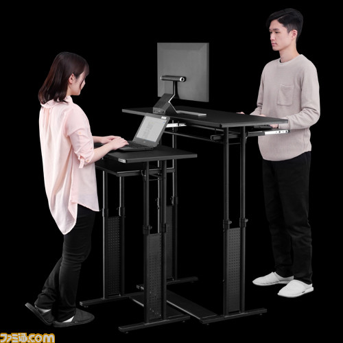 立ち姿勢でも使えるスタンディングデスクをお得にゲット! 人気のゲーミングチェアやデスクなどバウヒュッテの31製品が10%OFFになるAmazon新生活セール開催