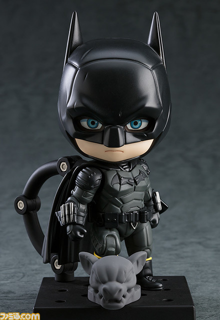 映画『ザ・バットマン』のねんどろいどが登場。リドラーの手紙やバットモービルミニフィギュアなどオプションパーツも多数付属