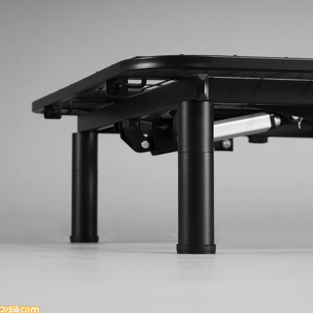 バウヒュッテより“電動ゲーミングベッド”が発売。背部と脚部が別々に稼動してどんな姿勢にもフィット。一日中ベッドの上でごろごろしながらゲームがプレイ可能に！