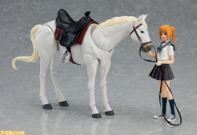 栗毛、黒鹿毛の馬がアクションフィギュア“figma”になって本日(4/8)より予約開始。ほかのfigmaシリーズと組み合わせて遊べる!