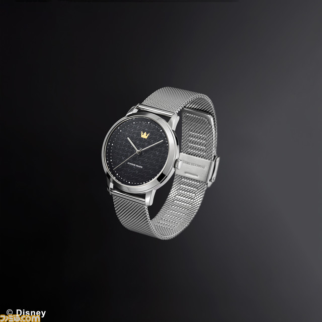 『キングダム ハーツ』の20周年記念シリーズ関連商品が予約開始。江戸切子 オールドグラスや自動巻き機械式時計、セミオーダーリングなど、豪華アイテムの数々をチェック!