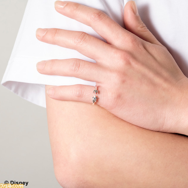 『キングダム ハーツ』の20周年記念シリーズ関連商品が予約開始。江戸切子 オールドグラスや自動巻き機械式時計、セミオーダーリングなど、豪華アイテムの数々をチェック!