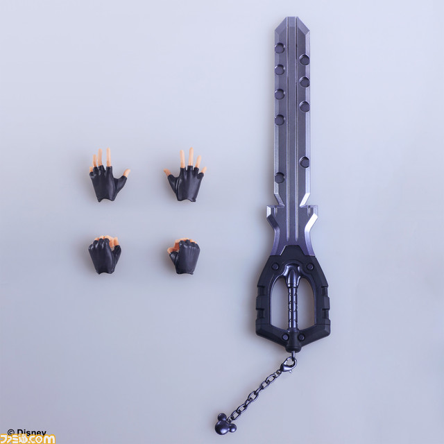 『キングダム ハーツ』の20周年記念シリーズ関連商品が予約開始。江戸切子 オールドグラスや自動巻き機械式時計、セミオーダーリングなど、豪華アイテムの数々をチェック!