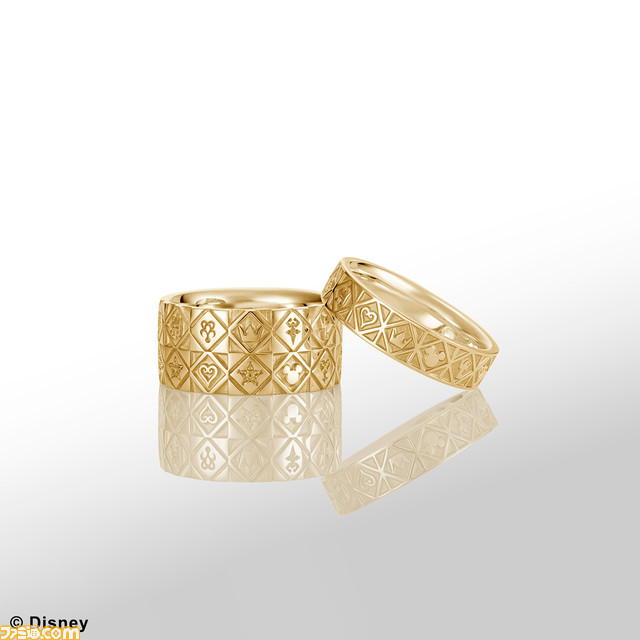 『キングダム ハーツ』の20周年記念シリーズ関連商品が予約開始。江戸切子 オールドグラスや自動巻き機械式時計、セミオーダーリングなど、豪華アイテムの数々をチェック!