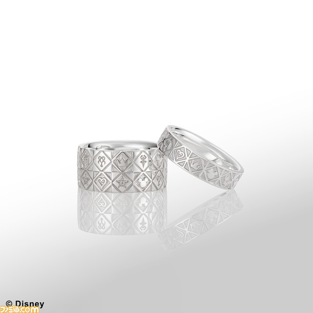 『キングダム ハーツ』の20周年記念シリーズ関連商品が予約開始。江戸切子 オールドグラスや自動巻き機械式時計、セミオーダーリングなど、豪華アイテムの数々をチェック!