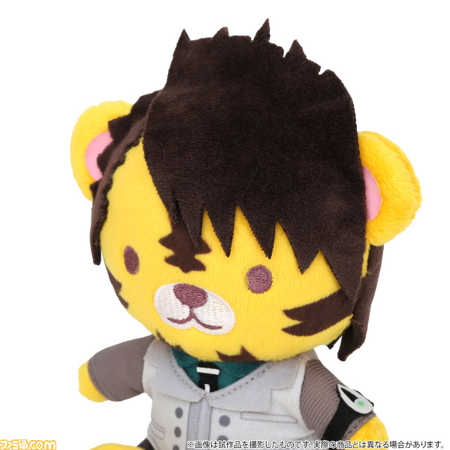 『タイバニ2』虎徹のコスチュームを着た虎とバーナビーのコスチュームを着たうさぎのぬいぐるみとぬいぐるみキーチェーンセットが受注開始