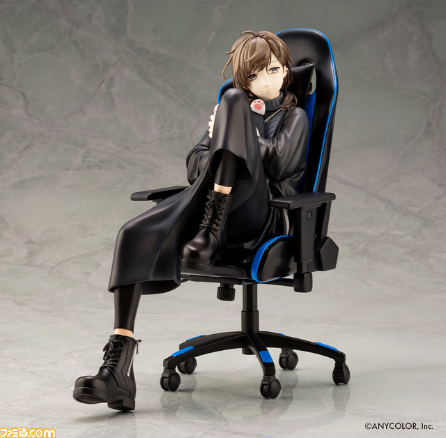 【にじさんじ】ロトのぬいぐるみを抱きしめながら柔らかな笑顔を浮かべるかなかなのフィギュアが登場。繊細さと透明感が相まって軽やかな仕上がりに