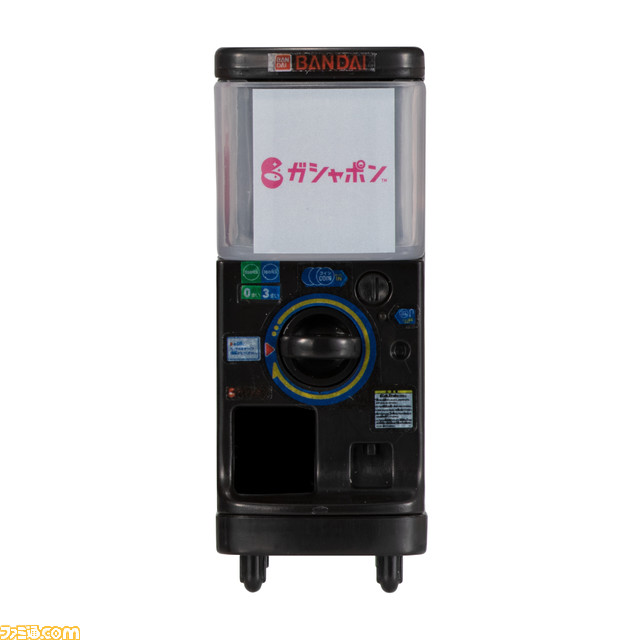 初代ガシャポン自販機を1/12スケールにした“1/12ガシャポンステーション”がカプセルトイにて5月中旬より発売。全国9店舗では先行販売も