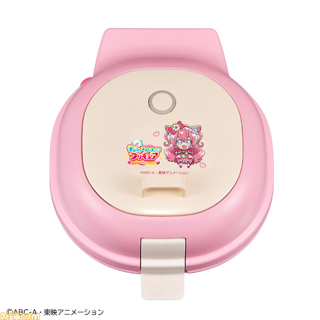 『デリシャスパーティ プリキュア』のパンケーキメーカーが予約開始。コメコメとパムパム&メンメンの焼き目がつくデリシャスなアイテム