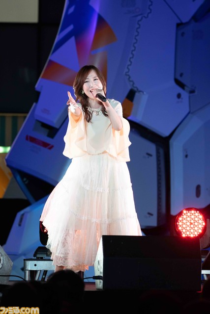 映画『機動戦士ガンダム ククルス・ドアンの島』アムロ役・古谷徹「はっきり言って泣けます」実物大νガンダム立像オープニングセレモニーレポートが公開