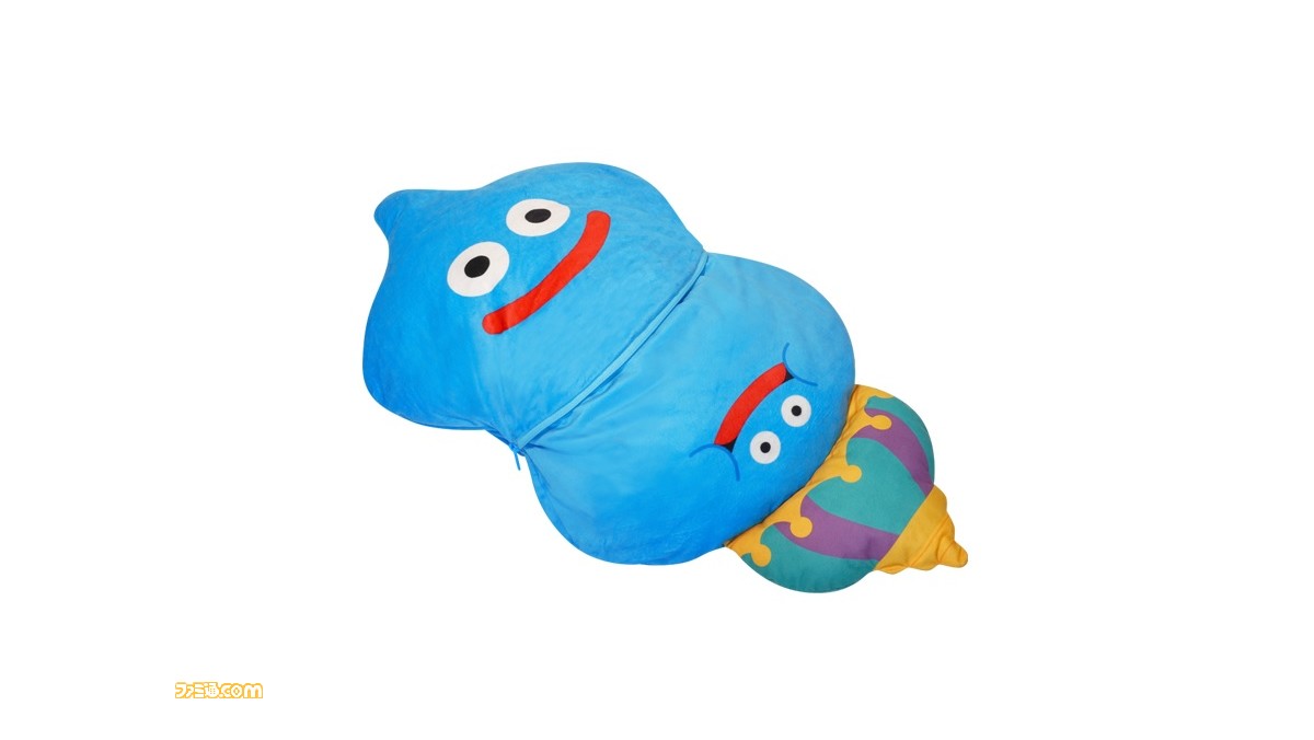 ドラクエ』スライム・キングスライムのリバーシブル仕様のクッション