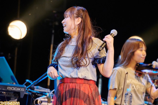 “今井麻美Live 2022「Wonderful Journey」東京公演”リポート。さらにパワーアップした歌声が会場に響き渡る