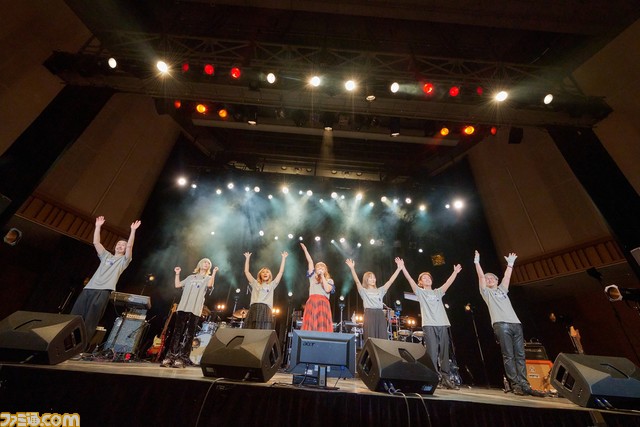 “今井麻美Live 2022「Wonderful Journey」東京公演”リポート。さらにパワーアップした歌声が会場に響き渡る