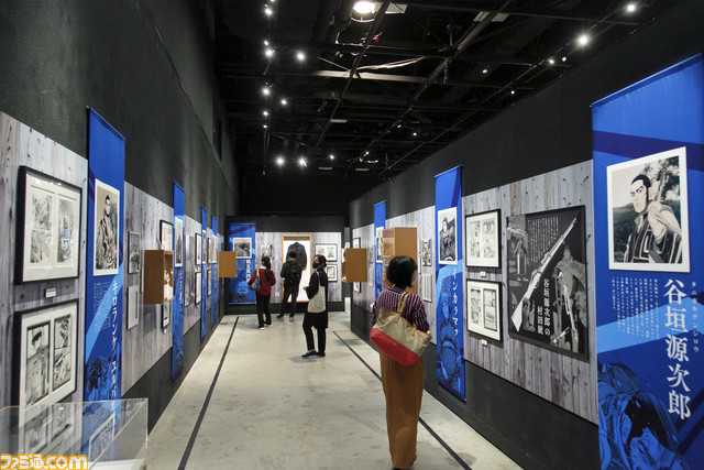 ゴールデンカムイ展 写真70枚にも及ぶフォトレポート 野田サトル氏のイラストや資料が大量展示ッ ヒグマの剥製や チタタㇷ 食品サンプルなど見どころ満載な 超特盛闇鍋展覧会 ゲーム エンタメ最新情報のファミ通 Com