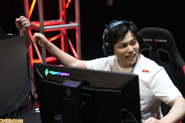 『RAGE VALORANT』DAY1リポート。スタヌ「楽しいー!!」MOTHER3「生きててよかったー!!」と大興奮。SurugaMonkeyとRobiNは6000人超の観客に「ネット上だけの盛り上がりじゃないと実感」