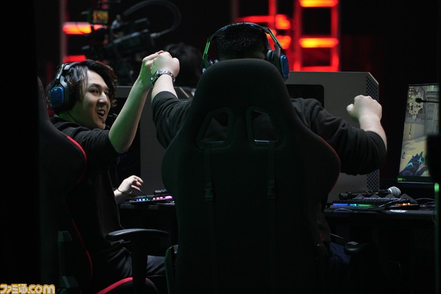 『RAGE VALORANT』DAY1リポート。スタヌ「楽しいー!!」MOTHER3「生きててよかったー!!」と大興奮。SurugaMonkeyとRobiNは6000人超の観客に「ネット上だけの盛り上がりじゃないと実感」