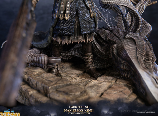 『ダークソウル3』無名の王がスタチューになって登場。お値段約32万円のハイクオリティな一品