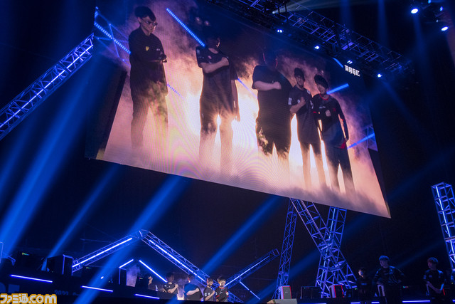 “RAGE VALORANT”Day2リポート。プロのガチプレイに6000人超の観客が沸く！ Laz＆neth「他チームが活躍するのは嬉しいけど悔しい。お互いプライドが高いので（笑）」