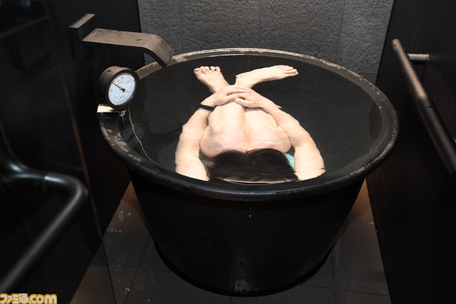 それはゲーミングサウナ? “ととのう度”でランキング化する個室サウナ“レッド イーサウナ上野”を初体験。そこは宇宙とつながっていた