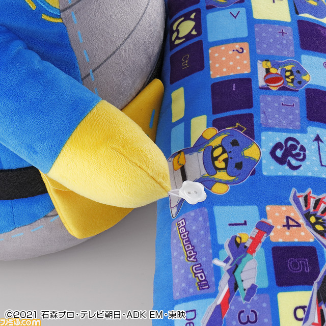 『仮面ライダーリバイス』悪魔ラブコフがパソコン作業に最適なクッションとなって登場。長時間の作業などシーンに合わせて使い分けができる3WAY仕様