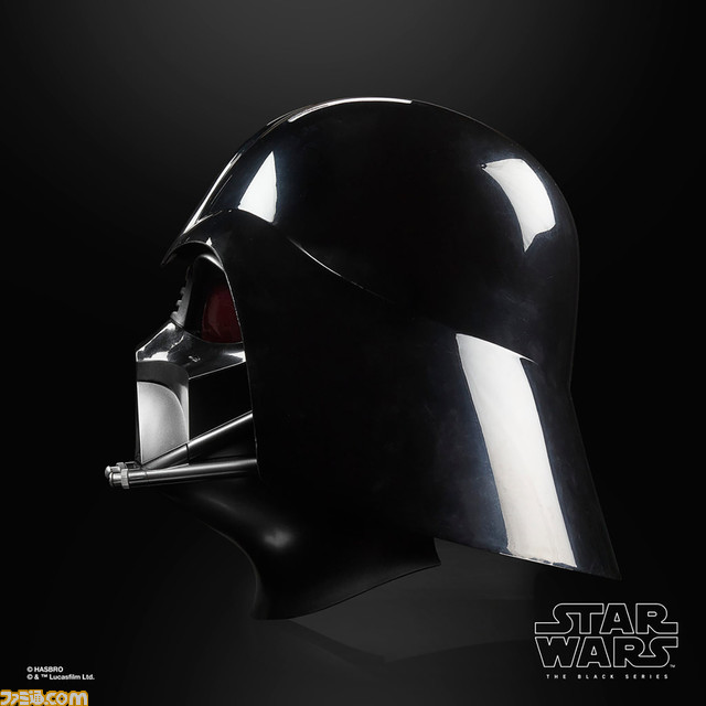 『スター・ウォーズ』Disney+で好評配信中のドラマ『オビ=ワン・ケノービ』最新ライトセーバーやダース・ベイダーのヘルメットが実物大レプリカで登場!