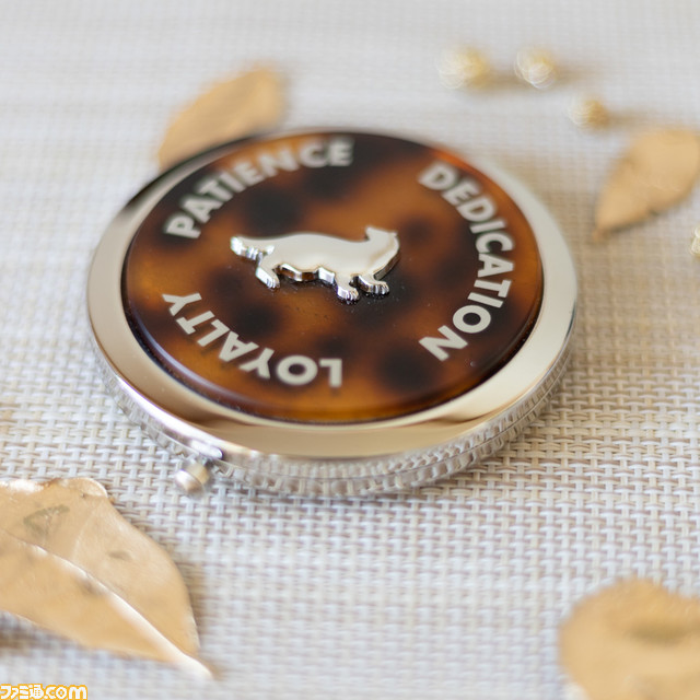 【ハリー・ポッター マホウドコロ】6/23よりポップアップストア開催。グリフィンドールやスリザリンなどをモチーフにしたヘアゴムやコンパクトミラーが登場