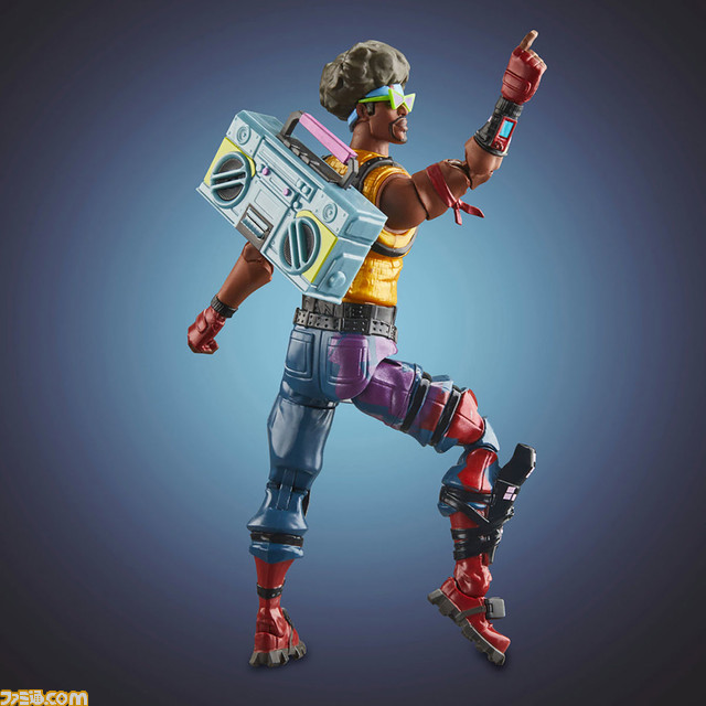 『フォートナイト』ラグジーやファンクオプス、ニャッスル（ゴースト）など人気スキンのフィギュアが登場。細部まで再現したグライダーも立体化