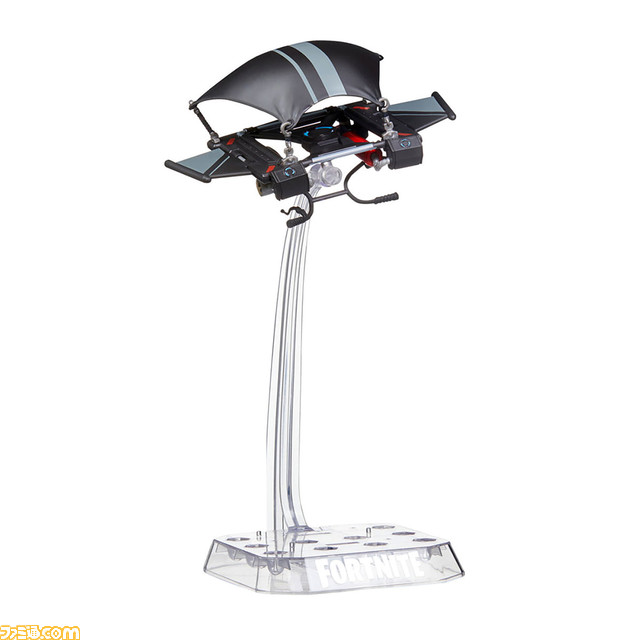 『フォートナイト』ラグジーやファンクオプス、ニャッスル（ゴースト）など人気スキンのフィギュアが登場。細部まで再現したグライダーも立体化