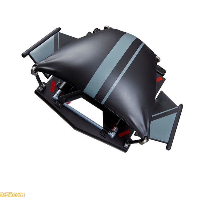 『フォートナイト』ラグジーやファンクオプス、ニャッスル（ゴースト）など人気スキンのフィギュアが登場。細部まで再現したグライダーも立体化