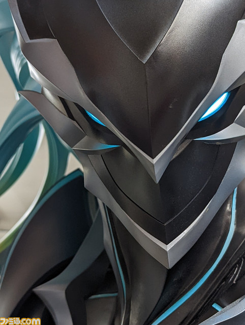 『英雄伝説 黎の軌跡2』等身大サイズの“魔装鬼グレンデル”が6月21日より秋葉原にて展示決定。