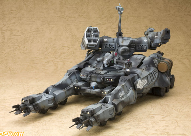 『ガンヘッド』より可変装甲戦闘車両“ガンヘッド”が23年ぶりに復活。特技監督“川北紘一監督”からの資料提供、完全監修により徹底再現された決定版