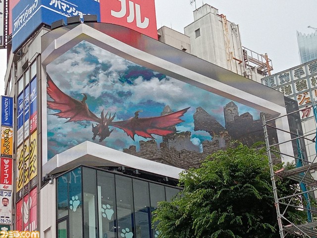 『モンハンライズ:サンブレイク』新宿にメル・ゼナ襲来! 映し出された“爵銀龍”が飛来する、短時間ながらもド迫力の3D映像をリポート