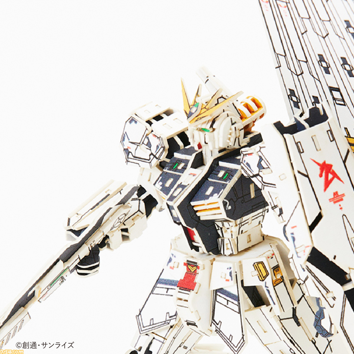 機動戦士ガンダム』最大ピース数373個の超精密紙製立体パズルが