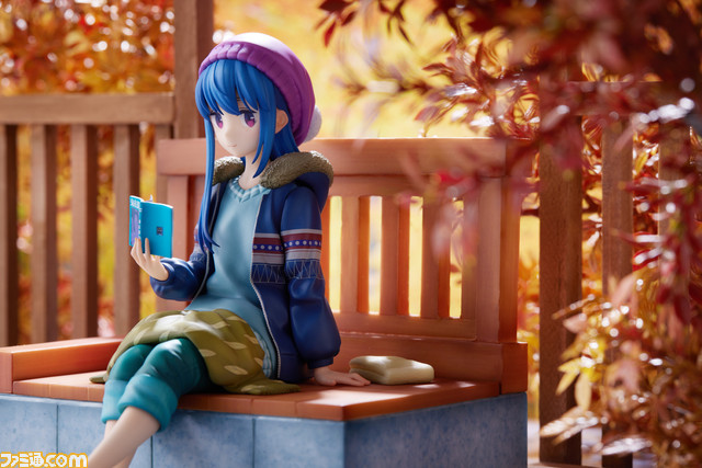 【ほっこり】『ゆるキャン△』より志摩リンの足湯フィギュアが登場。リラックスしながら読書する様子が微笑ましい
