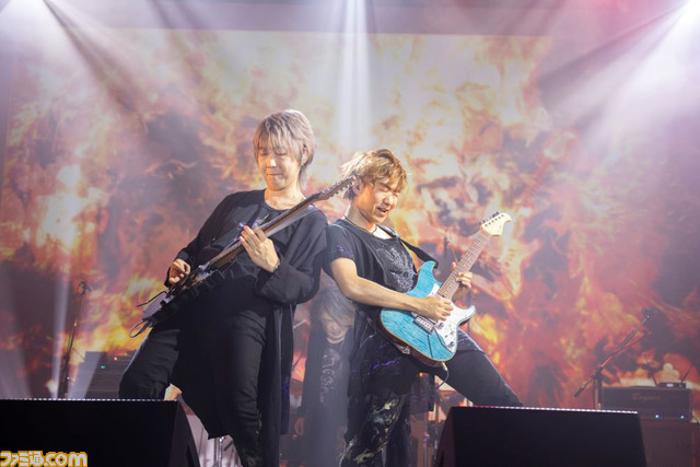 “グラブルEXTRAフェス2022”福岡Day1のステージを一挙リポート。キャスト陣のトークからStellaMagnaのスペシャルライブまで盛りだくさんの内容に騎空士たちも大興奮