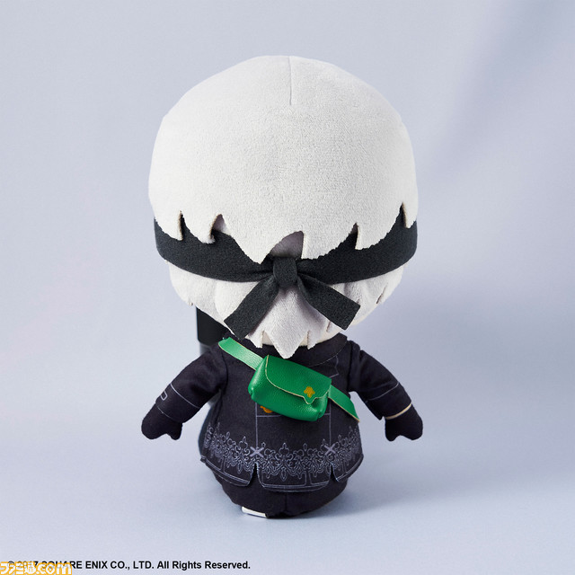 『ニーア』2B、9S、A2のぬいぐるみが予約開始。“YoRHa”マークや服の模様、天使文字などが型押しされた本革の三つ折り財布もラインアップ