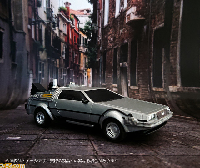 映画『バック・トゥ・ザ・フューチャーPart2』本当に浮かぶ“デロリアン”のフィギュアが8月に発売。地上走行状態＆浮上状態で飾れる