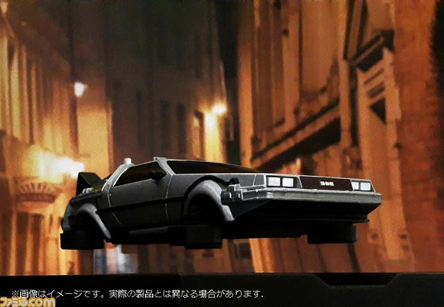 映画『バック・トゥ・ザ・フューチャーPart2』本当に浮かぶ“デロリアン”のフィギュアが8月に発売。地上走行状態＆浮上状態で飾れる