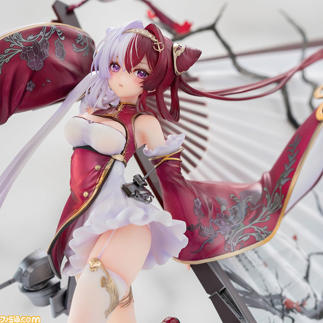 『アズールレーン』軽巡洋艦・肇和のスケールフィギュアが登場。少しムッとしたキュートな表情で可憐な姿の、台座を含めた約28cmの大ボリュームフィギュア