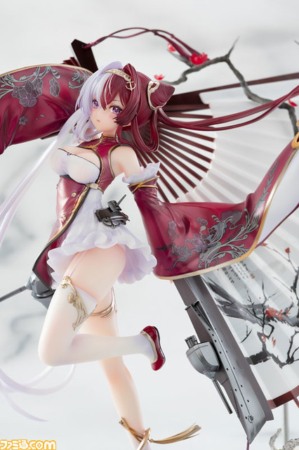 『アズールレーン』軽巡洋艦・肇和のスケールフィギュアが登場。少しムッとしたキュートな表情で可憐な姿の、台座を含めた約28cmの大ボリュームフィギュア