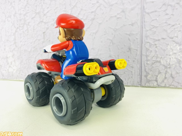 『マリオカート』のR/Cモデルが任天堂ライセンス商品として発売。バギーはゲーム内に登場する車体“スタンダードATV”を忠実に再現
