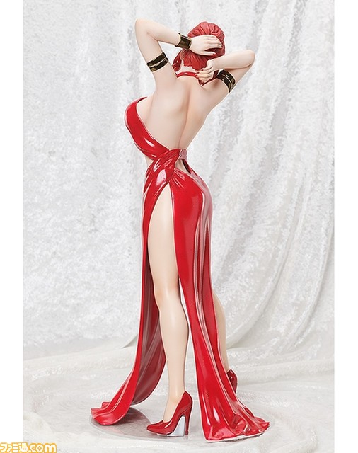 叶姉妹がまさかのフィギュア化！ ドレスは着脱式で“18歳以上推奨”仕様。ふたり揃えてファビュラスワールドを広げたい