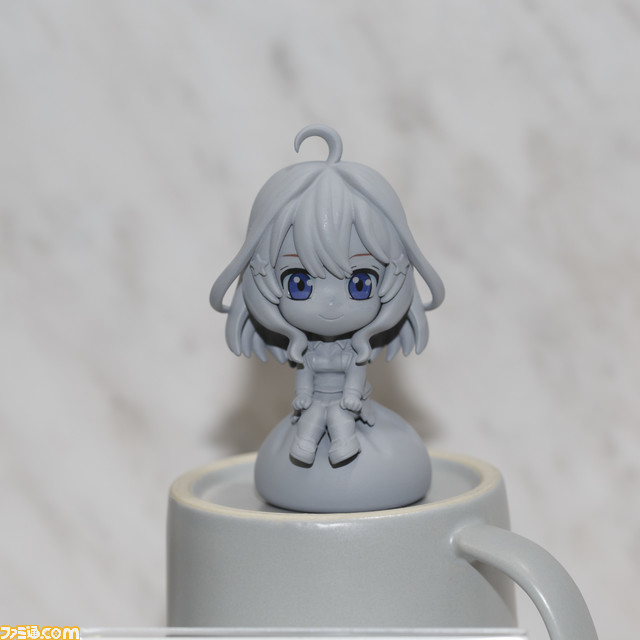 キャッシュレス決済機能付きのフィギュア“きゃらぺいっ!”が初公開。サンリオキャラのほか、『五等分の花嫁』や『呪術廻戦』のフィギュアも発表