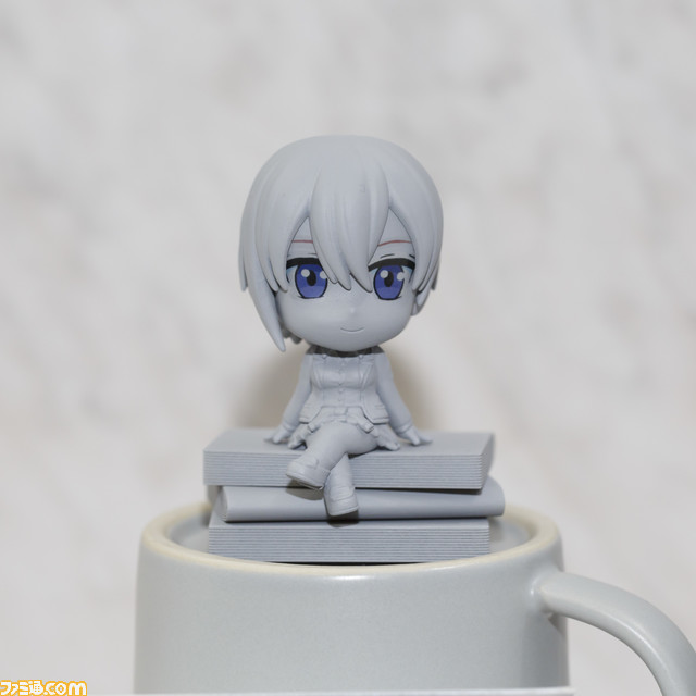 キャッシュレス決済機能付きのフィギュア“きゃらぺいっ!”が初公開。サンリオキャラのほか、『五等分の花嫁』や『呪術廻戦』のフィギュアも発表